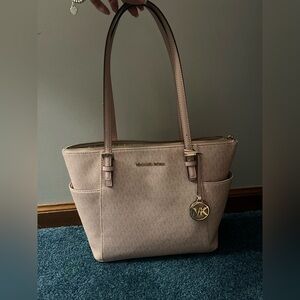 MICHAEL Michael Kors east-west tote bag in monogram leather